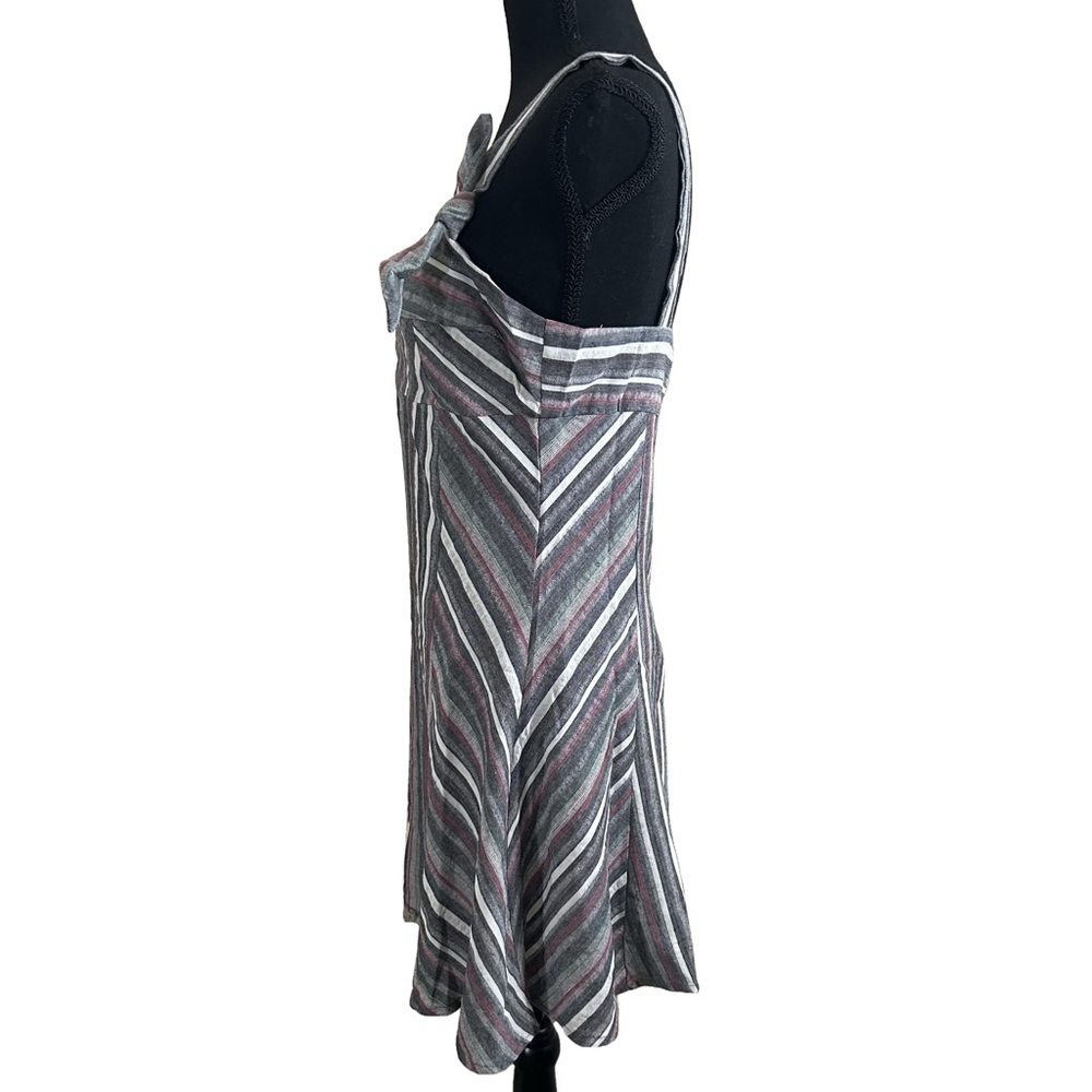 NWT OLIVACEOUS STRIPED DRESS - Picture 4 of 8